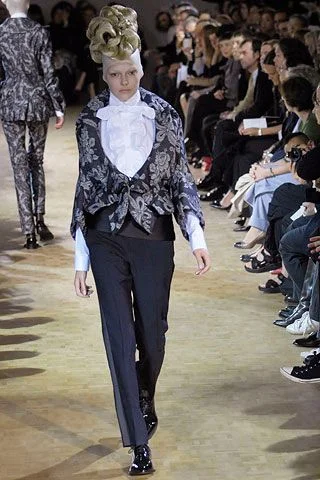 Look 12